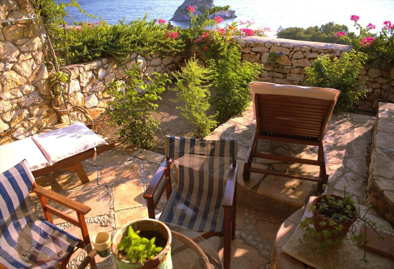 Eirini Luxury Hotel Villas Grikos Bay  外观 照片